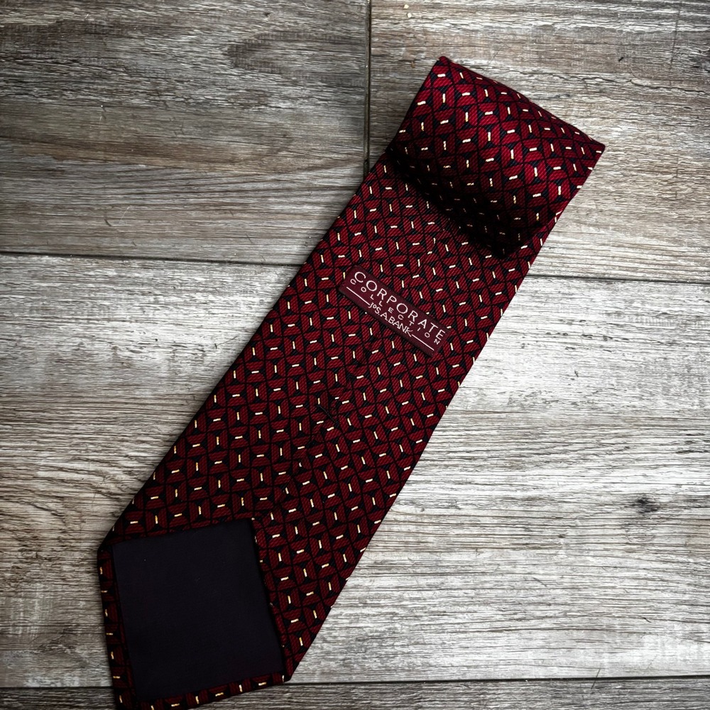 Jos.A.Bank Corporate Collection Men's Necktie Maroon Base Geometric Neat Pattern - Picture 4 of 4
